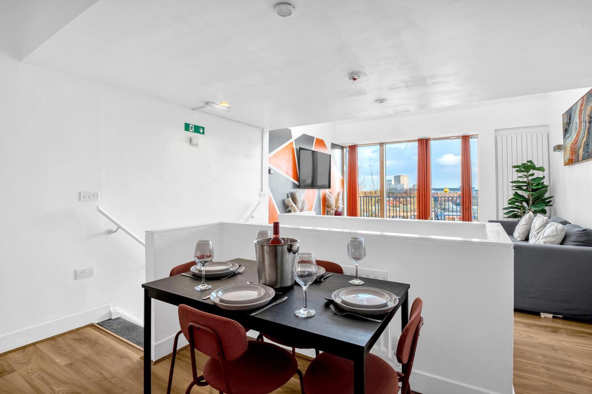 Luxury Waterfront Property With Free Parking Coventry Exteriör bild